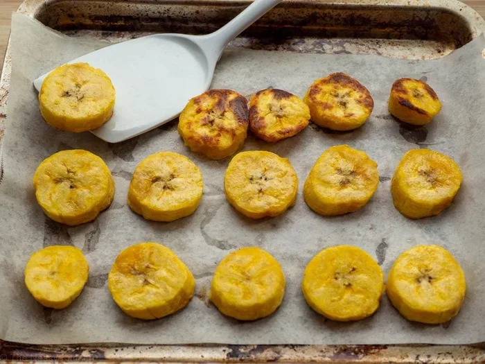How Long to Bake Plantains in Oven at 400